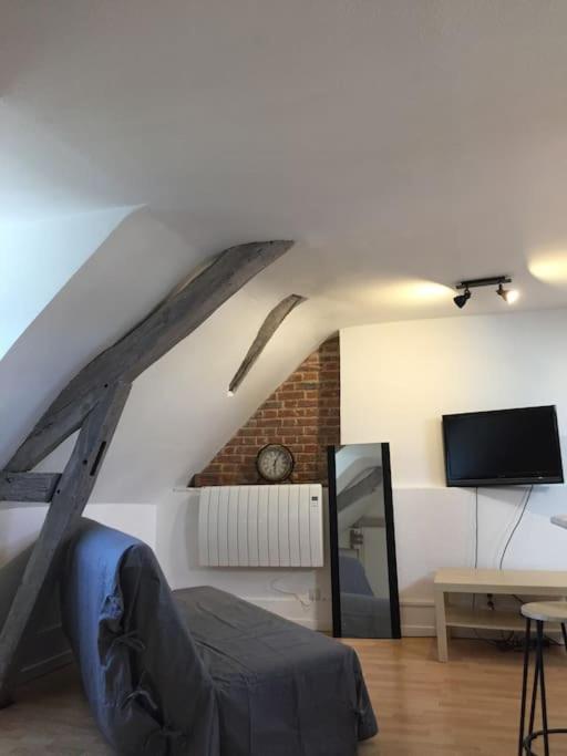 Rennes: Studio 4 Couchages, Proche Commerces, Bus. Экстерьер фото